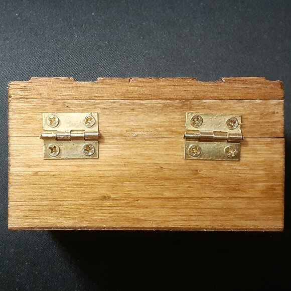 NEW!! Handmade Wood Trinket/Jewelry Box with Lid and Latch - Newly Made!! - Picture 4 of 12